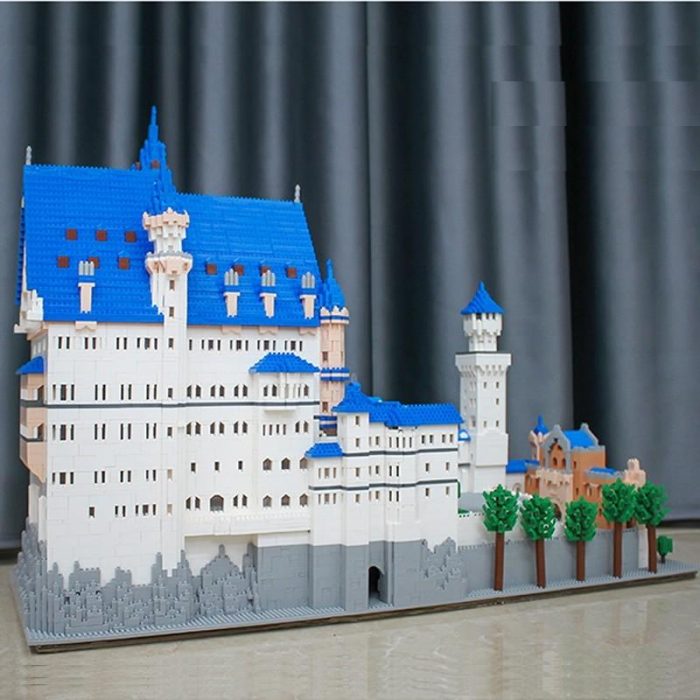 Lezi 8020 Neuschwanstein Castle - LOZ Blocks Official Store