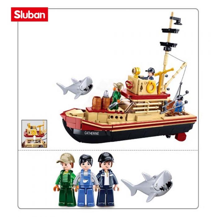 Sluban Building Block Toys Fishing Boat 592PCS Model Bricks B1118 The Great Shark Ship Compatbile With 4 - LOZ Blocks Store